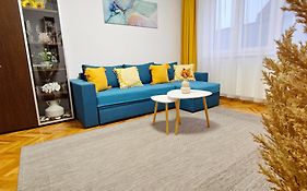Tusmorez Central Apartment