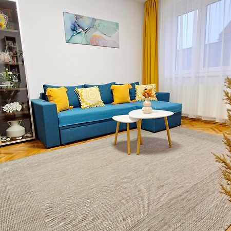 Tusmorez Central Apartment Marosvásárhely Kültér fotó